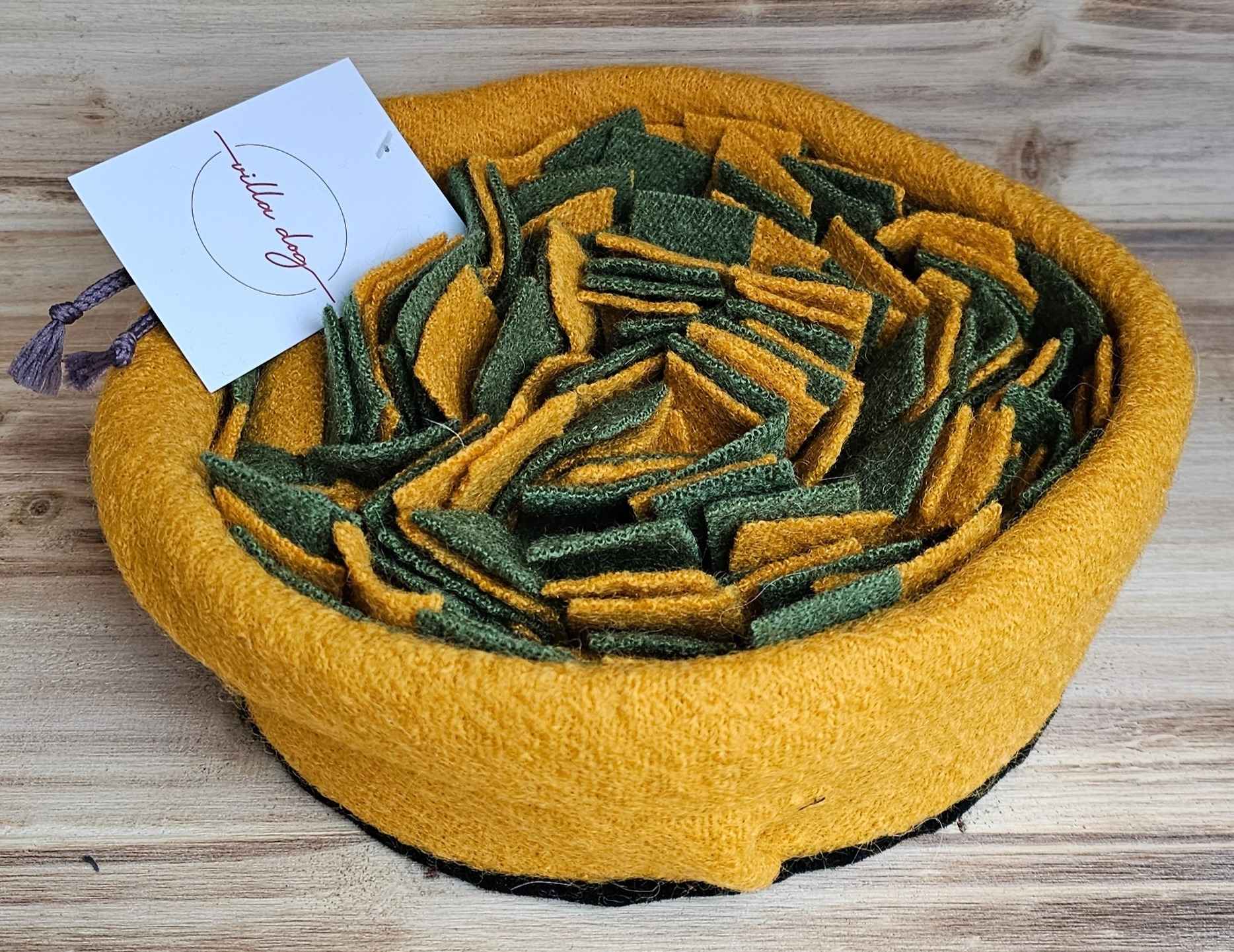 Nuuskukuppi, okra-vihreä